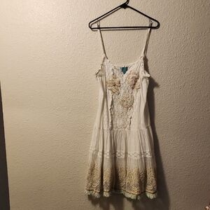 Embroidered Summer White Lace Dress Excellent Condition